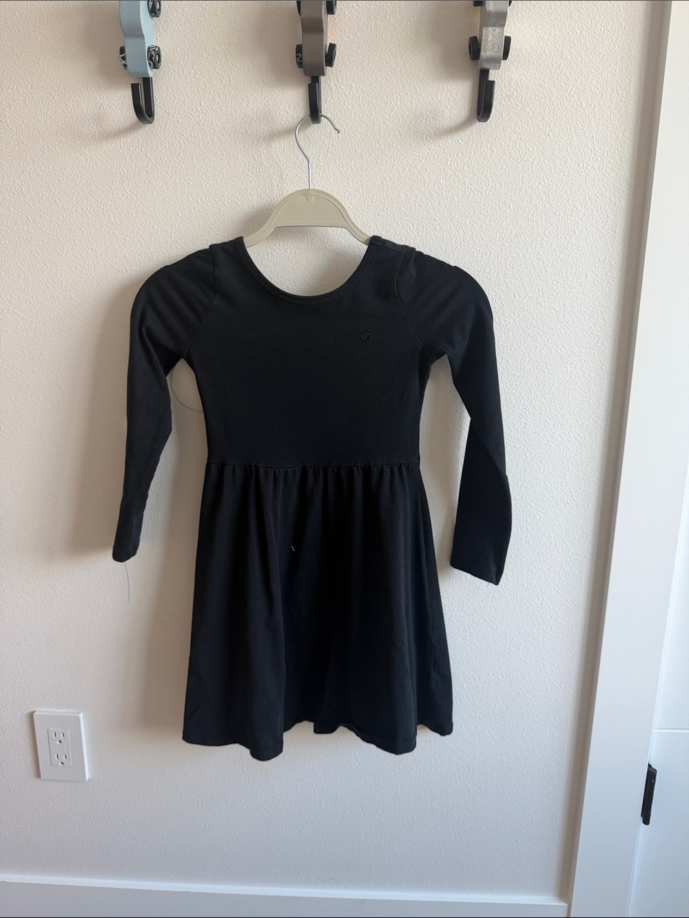 Nordstrom Little Girls' Black Long-Sleeve Casual Dress